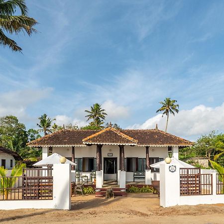 Villa Naina, Marari Beach Alappuzha Exterior foto